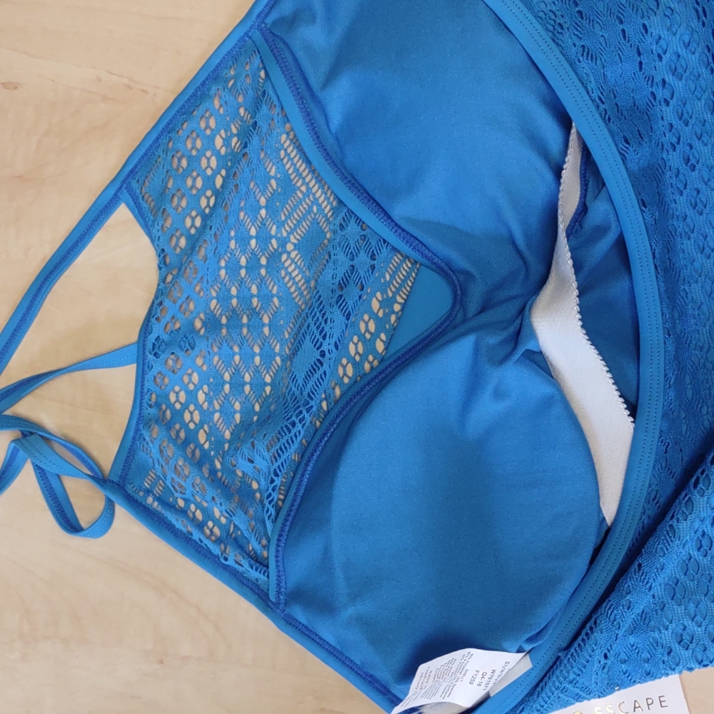 Island Escape Sky High-Neck Crochet Tankini Top   16 Blue - Picture 9 of 10
